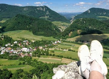 slovakia/trencin-region/attraction/maninska-tiesnava