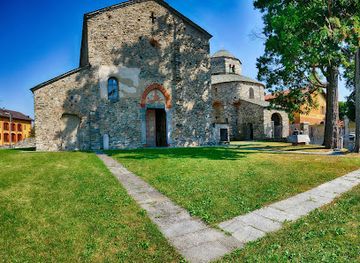 italy/brianza/attraction/basilica-di-san-vincenzo-in-galliano