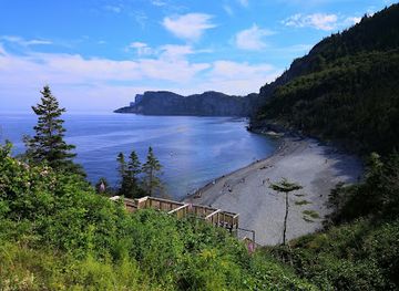 canada/forillon-national-park/attraction/cap-bon-ami-vantage-point