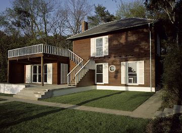 germany/brandenburg/attraction/the-einstein-summerhouse