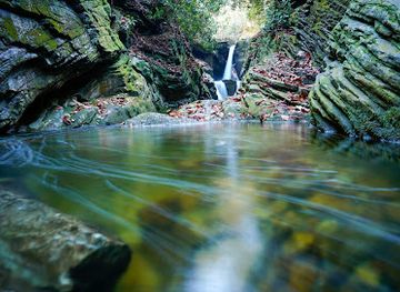 south-carolina/blue-ridge-mountains/attraction/duggers-creek-falls