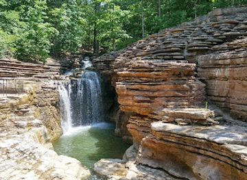 missouri/table-rock-lake/attraction/ancient-ozarks-natural-history-museum