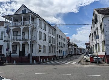 suriname/tafelberg-nature-reserve/attraction/historic-innercity-of-paramaribo