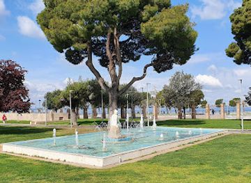 greece/thessaloniki/ladadika/attraction/aphrodite-fountain