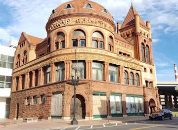 connecticut/bridgeport/attraction/the-barnum-museum