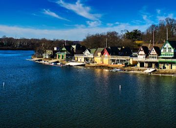 pennsylvania/southeastern-pennsylvania/attraction/boathouse-row
