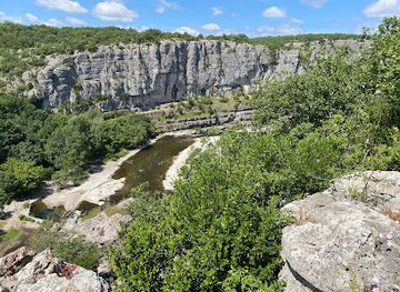 france/ardèche-gorges/attraction/le-cirque-de-gens