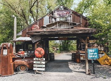 new-york/finger-lakes/attraction/three-brothers-wineries-and-estates