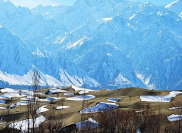 pakistan/northern-areas/attraction/katpana-desert