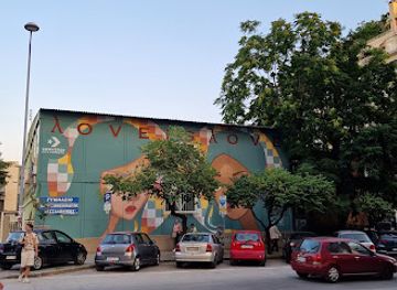 greece/thessaloniki/ladadika/attraction/love-is-love-graffiti