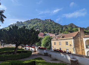 portugal/serra-de-sintra/attraction/gardens-of-the-sintra-s-national-palace
