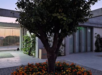 lebanon/tripoli/attraction/almshl-albldy-alhdyth