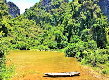 vietnam/red-river-delta/attraction/dong-tien-ca