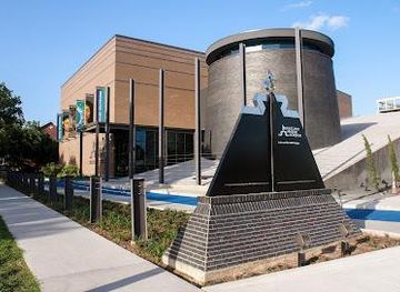 texas/the-woodlands/attraction/holocaust-museum-houston