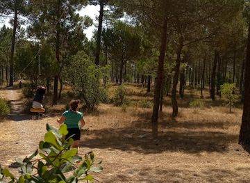 portugal/arrabida-natural-park/attraction/campo-base-sesimbra-natura-park