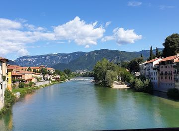 italy/veneto/attraction/piazza-garibaldi