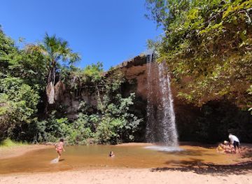 brazil/chapada-dos-guimaraes-national-park/attraction/cachoeira-do-pingador