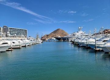 mexico/cabo-san-lucas/attraction/cabo-san-lucas-cruise-port