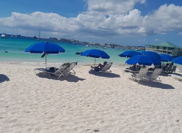 barbados/saint-michael/attraction/zoopy-s-water-sports