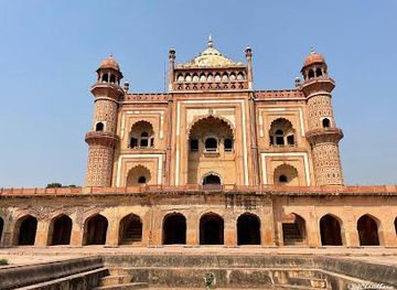 india/delhi/attraction/safdarjung-tomb