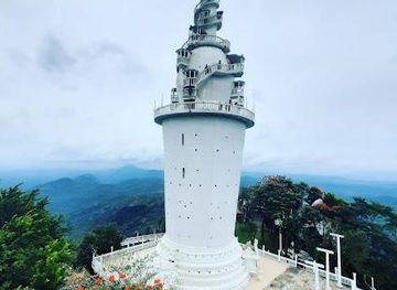 sri-lanka/kandy/attraction/ambuluwawa-biodiversity-complex