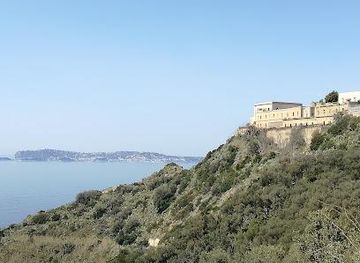 italy/pompeii/attraction/islet-of-nisida