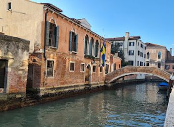 italy/venice/dorsoduro/attraction/ariani-cicogna-palace