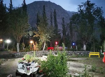 pakistan/skardu/attraction/shalimar-park-skardu