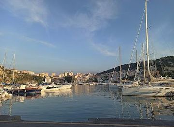 italy/amalfi/attraction/porto-di-agropoli