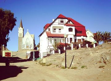 namibia/luderitz/attraction/felsenkirche