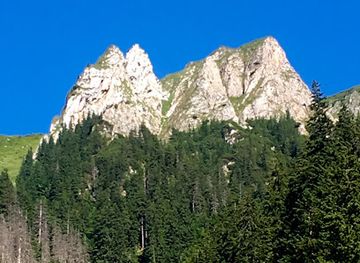 romania/fagaras-mountains/attraction/piatra-caprei