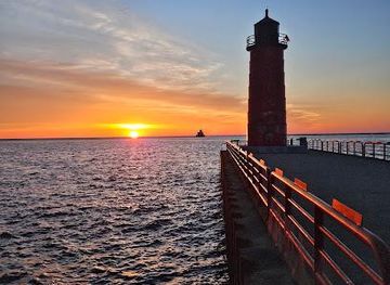 wisconsin/milwaukee/attraction/henry-maier-festival-park-by-milwaukee-world-festival-inc