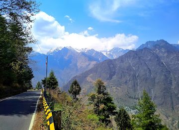 india/valley-of-flowers-national-park/attraction/auli