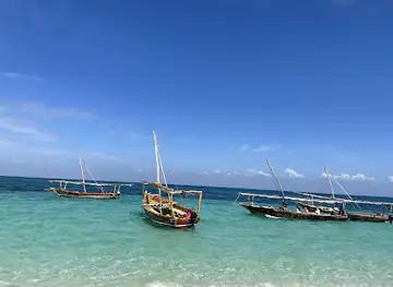 Tom Cruise Tours Zanzibar