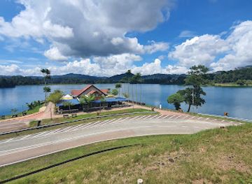 malaysia/terengganu/attraction/taman-rekreasi-tasik-puteri