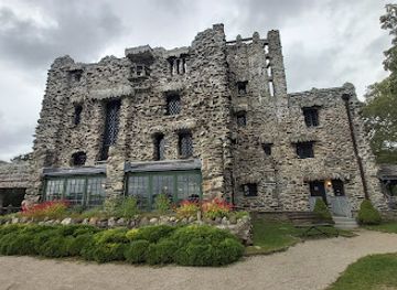 connecticut/gillette-castle-state-park/attraction/gillette-castle