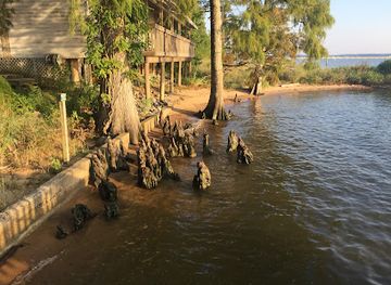 virginia/williamsburg/attraction/jamestown-beach-event-park