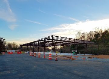 tennessee/bristol-motor-speedway/attraction/just-jump-trampoline-park