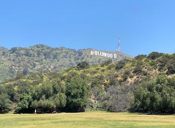 california/hollywood/attraction/lake-hollywood-park