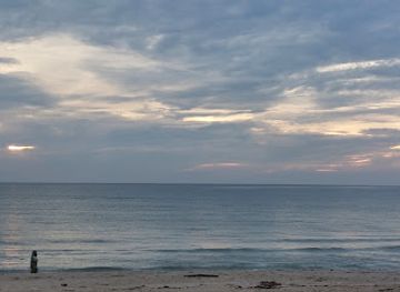 malaysia/terengganu/attraction/batu-buruk-beach