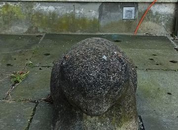 norway/bergen/attraction/the-little-cat-stone