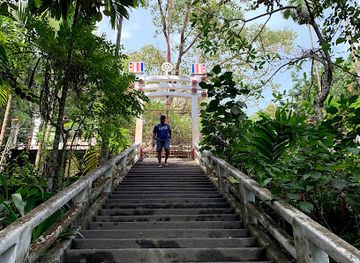 sri-lanka/kalutara-district/attraction/bodhinagala-forest-reserve-dombagaskanda