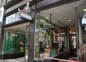 north-carolina/greensboro/attraction/scuppernong-books