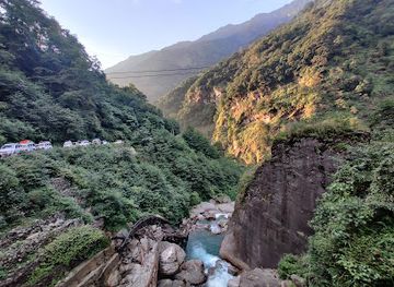 india/sikkim/attraction/naga-falls