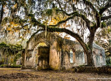 south-carolina/lowcountry/attraction/saint-helena-parish-chapel-of-ease-ruins