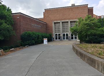 tennessee/knoxville/university-of-tennessee/attraction/mcclung-museum-of-natural-history-culture