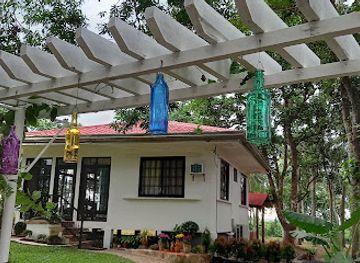 philippines/taal-volcano/attraction/pamsi-s-farm