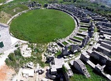 croatia/split/attraction/amphitheatre-salona