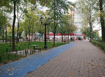 romania/iasi/attraction/park-square-voievozilor