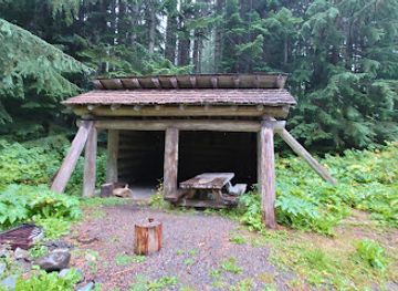 washington/northern-cascades/attraction/hannegan-trailhead